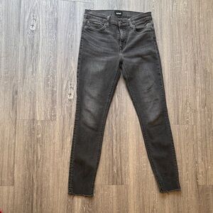 Hudson “Natalie” Super Skinny Jeans – Size 27 – Washed Black